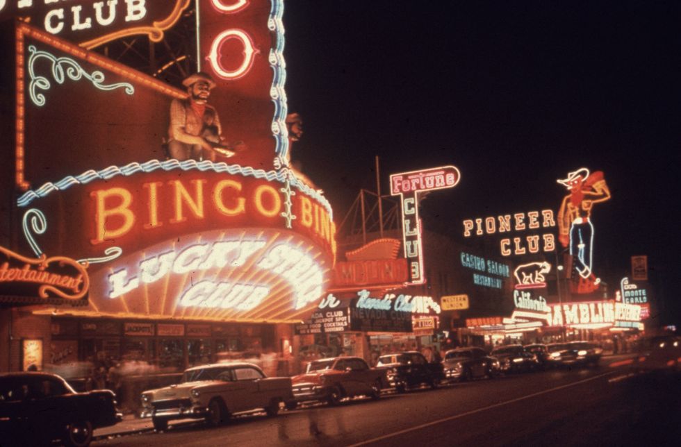 Vintage Vegas - Glitz, Glamour and Gambling