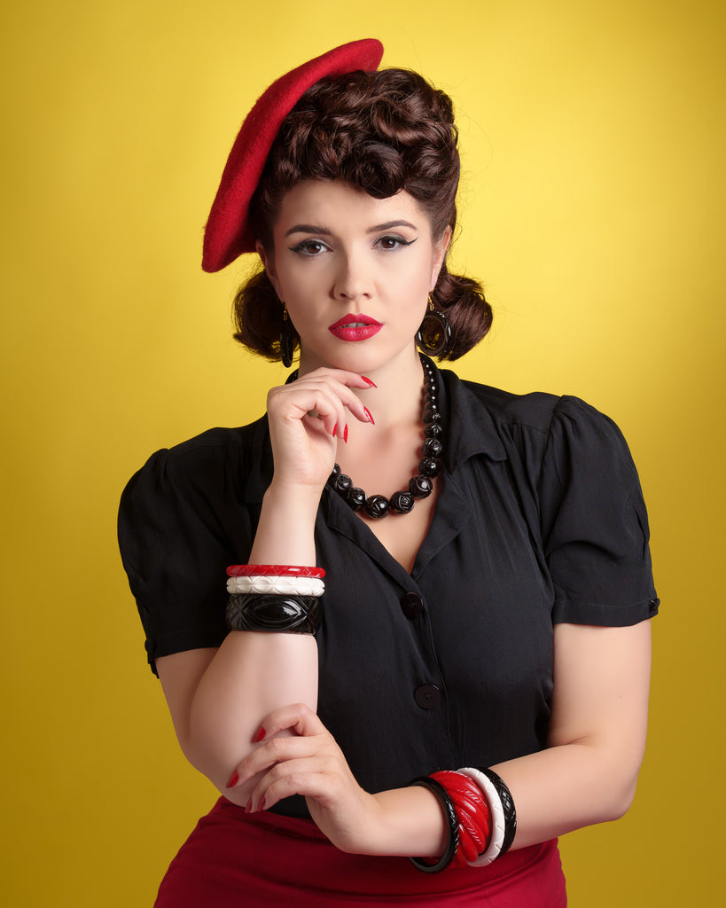 Splendette vintage inspired 1940s style Red, Black and white Salty Heavy Carve fakelite jewellery worn by pin up model
