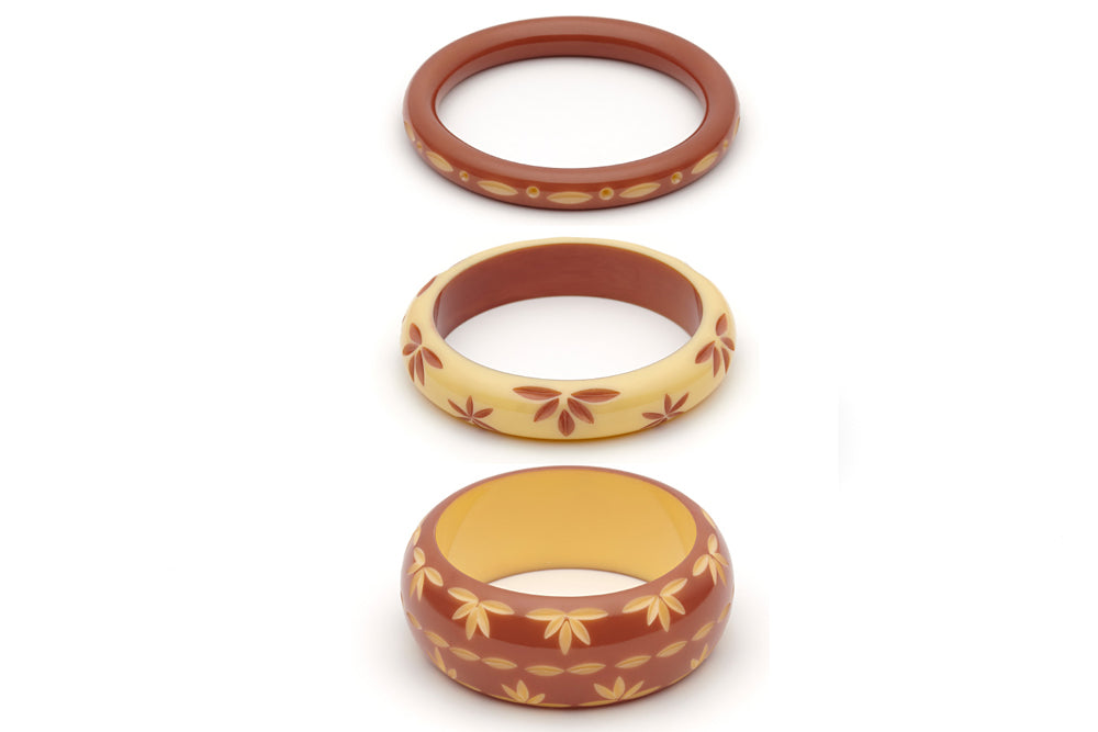 Splendette vintage inspired 1950s Western style brown and cream carved Duotone fakelite Café & Lait Set of 3 Bangles