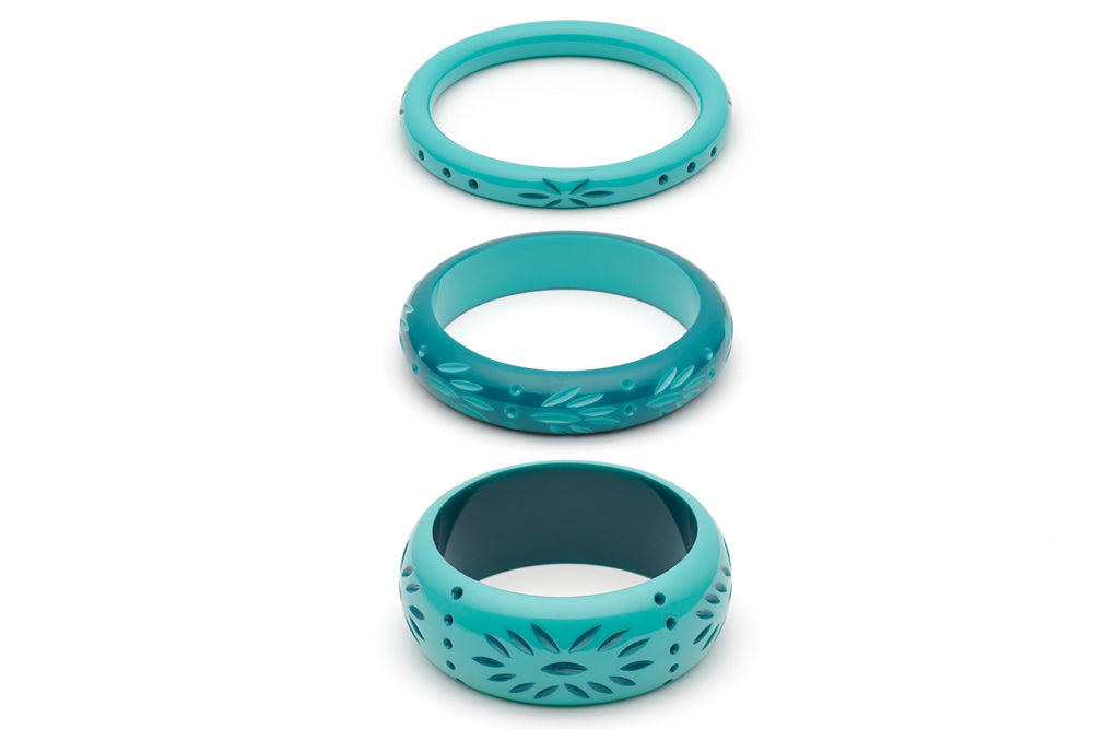 Splendette vintage inspired 1950s style carved teal and turquoise Duotone fakelite Nymph and Dragonfly Set of 3 Bangles