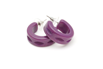 Splendette vintage inspired 1940s style carved purple Golden Plum Fakelite Hoop Earrings
