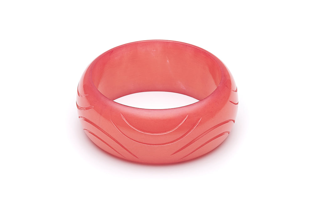 1950s Style Wide Duchess Bangle in Tropical Punch Fakelite