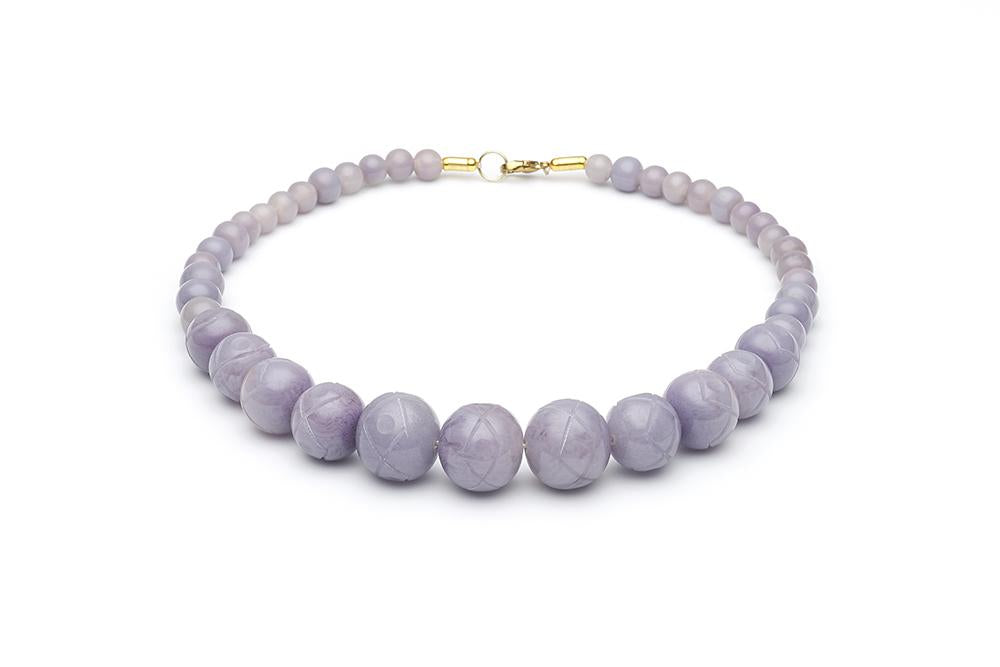 1940s Style Bead Necklace in Lilac Fakelite