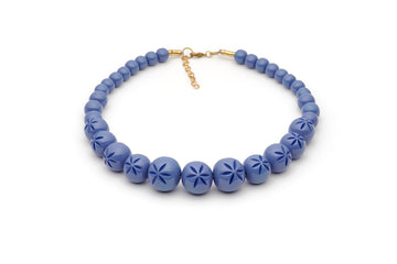 Splendette vintage inspired 1950s style blue Duotone fakelite Forget-Me-Not Carved Bead Necklace
