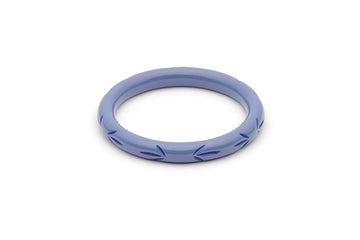 Splendette vintage inspired 1950s style blue Duotone fakelite Narrow Forget-Me-Not Carved Bangle in Classic size