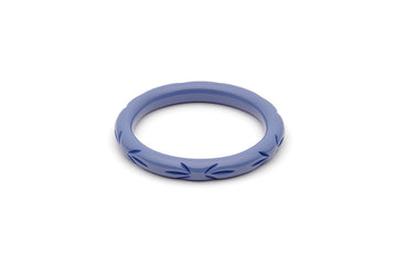 Splendette vintage inspired 1950s style blue Duotone fakelite Narrow Forget-Me-Not Carved Bangle in Maiden size