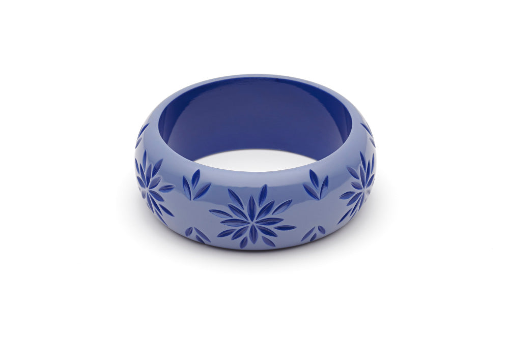 Splendette vintage inspired 1950s style blue Duotone fakelite Wide Forget-Me-Not Carved Bangle in Classic size