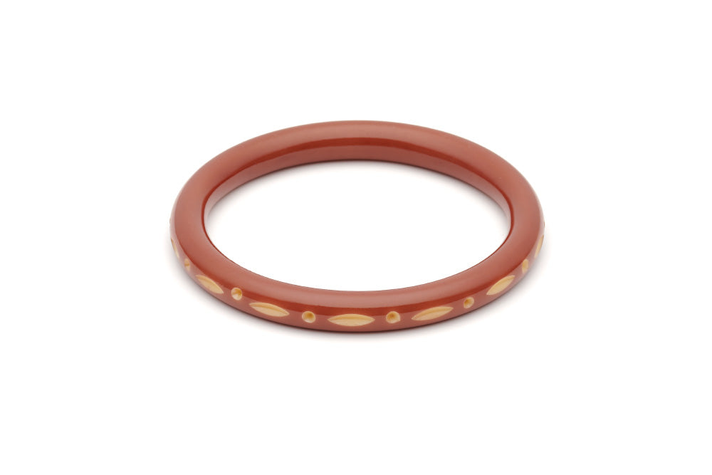 Splendette vintage inspired 1950s style brown carved Duotone fakelite Narrow Café carved Bangle in Duchess size