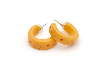Splendette vintage inspired 1950s Bakelite style peachy yellow Duotone fakelite Honeysuckle Carved Hoop Earrings