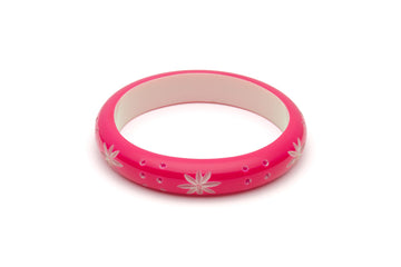Splendette vintage inspired 1950s pin up style bright pink Duotone fakelite Midi Raspberry Carved Bangle in Duchess size