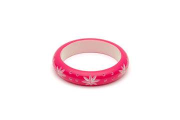 Splendette vintage inspired 1950s pin up style bright pink Duotone fakelite Midi Raspberry Carved Bangle in Maiden size