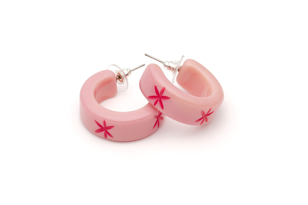 Splendette vintage inspired 1950s pin up style soft pink Duotone fakelite Ripple Carved Hoop Earrings