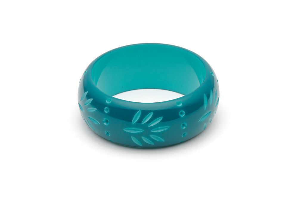 Splendette vintage inspired 1950s style teal Duotone fakelite Wide Dragonfly Carved Bangle in Classic size