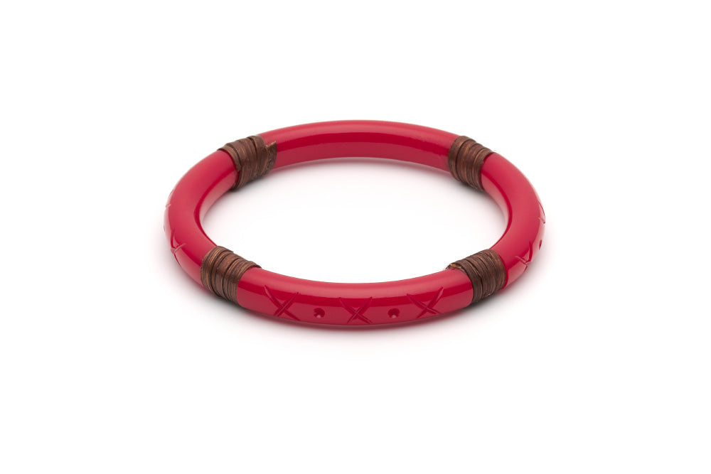 Splendette vintage inspired 1940s 1950s tropical style carved red fakelite Narrow Rosella Mid Cane Bangle in larger Duchess size