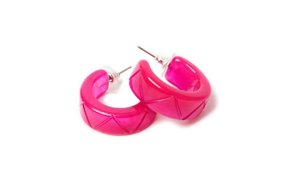 Splendette vintage inspired 1940s Bakelite style carved pink Magenta Fakelite Hoop Earrings
