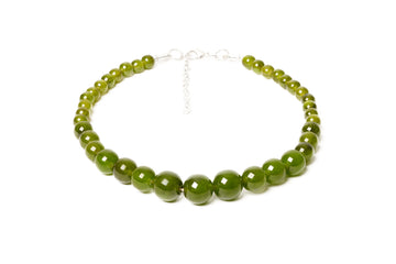 Splendette vintage inspired 1950s Halloween style green Zombie Bead Necklace