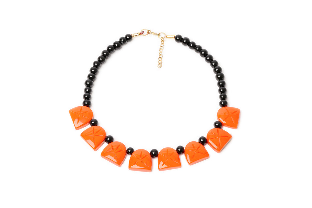 Splendette vintage inspired 1940s style carved orange and black Paprika Fakelite Necklace